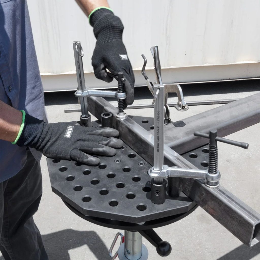 Stand mobil pentru sudură Ø350 mm + kit 12 accesorii, sistem 16 mm, Scout BuildPro, TWS350-KC1